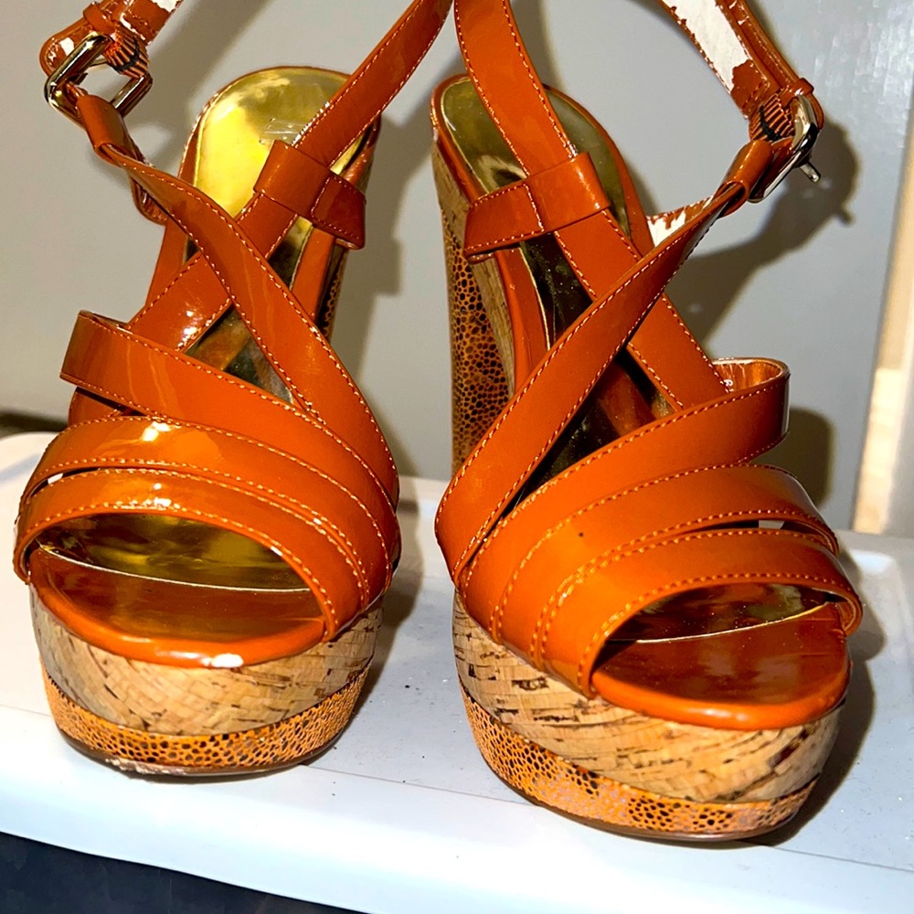 INK International Concept Orange Heels Size 6.5